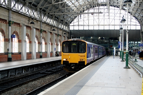 Northern 150138 at Manchester Piccadilly.