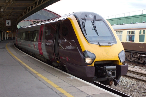 CrossCountry Voyager class 220 no. 220027 at Bristol Temple Meads