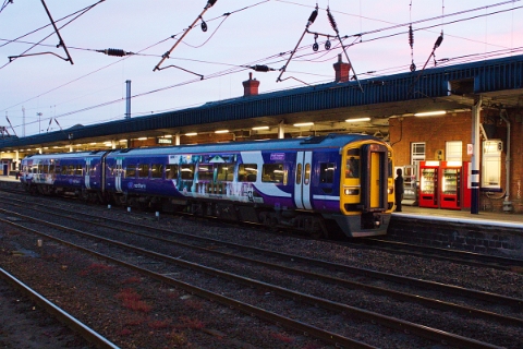 Northern class 158 no. 158796 at Doncaster